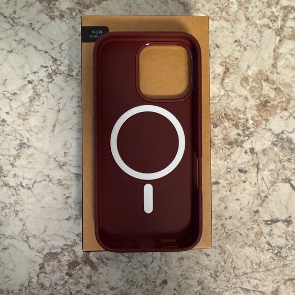NEW PopSocket iPhone 16 Pro MagSafe Case - Oxblood Maroon/ Red NWT Unused in Box - Picture 4 of 4